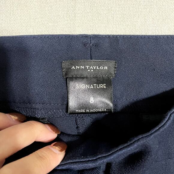 Ann Taylor Signature Seasonless Stretch Slim Ankle Pant Navy Blue Work - Size 8 - Picture 4 of 8